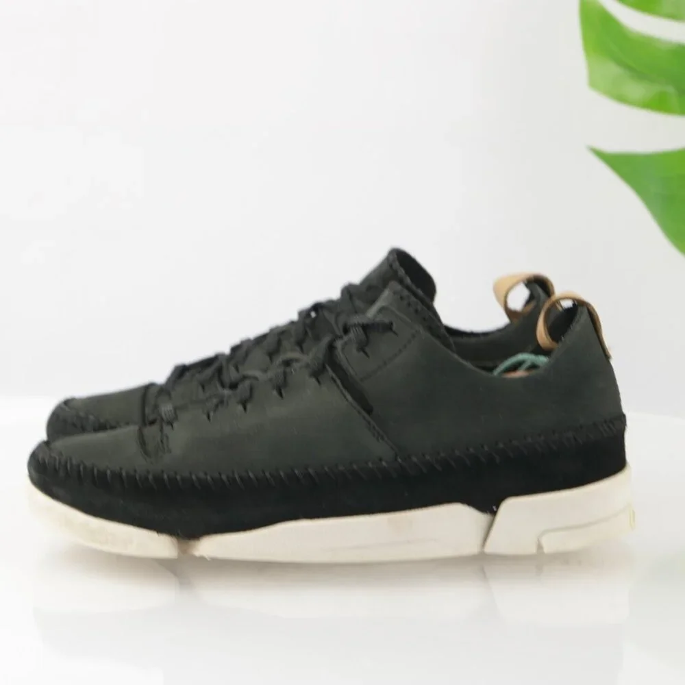 Clarks Originals Womens Trigenix Flex Sneaker Size 7.5 Black Nubuck Lace Up Shoe